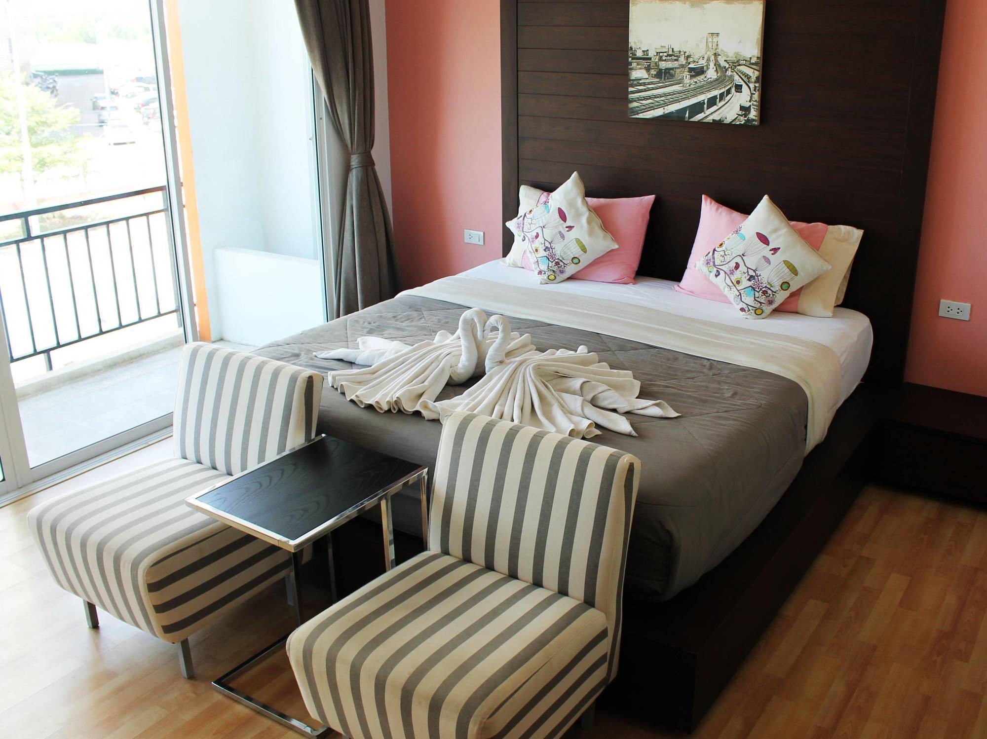 Duo Residence Jomtien エクステリア 写真